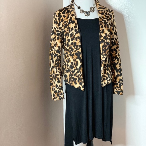 Tee Shirt Little Black Dress size Small - Picture 2 of 8